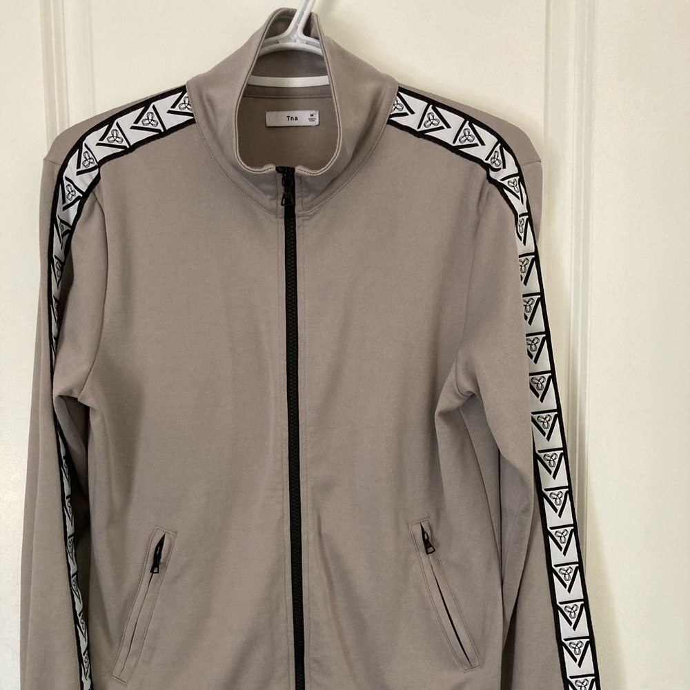 TNA Jacket - Picture 2 of 3